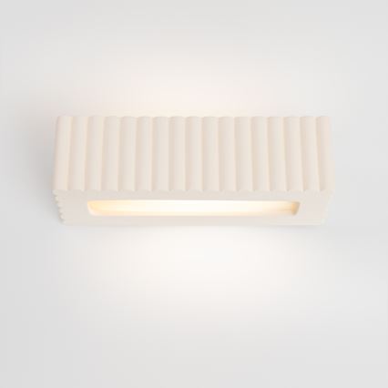 Sieninis šviestuvas RIGATA 1xE27/15W/230V keramika/balta