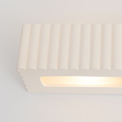 Sieninis šviestuvas RIGATA 1xE27/15W/230V keramika/balta