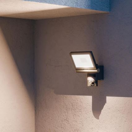 Steinel 092603 - LED prožektorius su judesio jutikliu ir kamera LED/21W/230V IP44