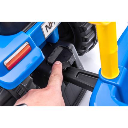 Stumiamas dviratis NEW HOLLAND 2xAA mėlyna/juoda