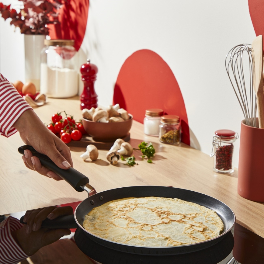 Tefal - 25 cm blynų keptuvė