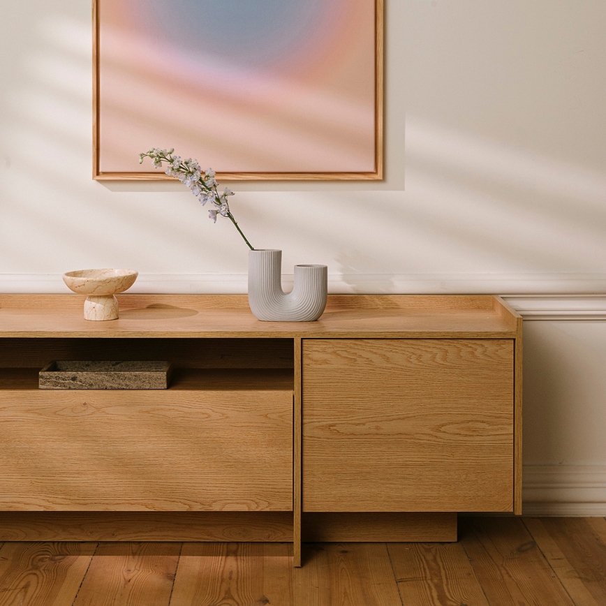 Televizinis staliukas KEMI 197x57 cm Cremona ąžuolas