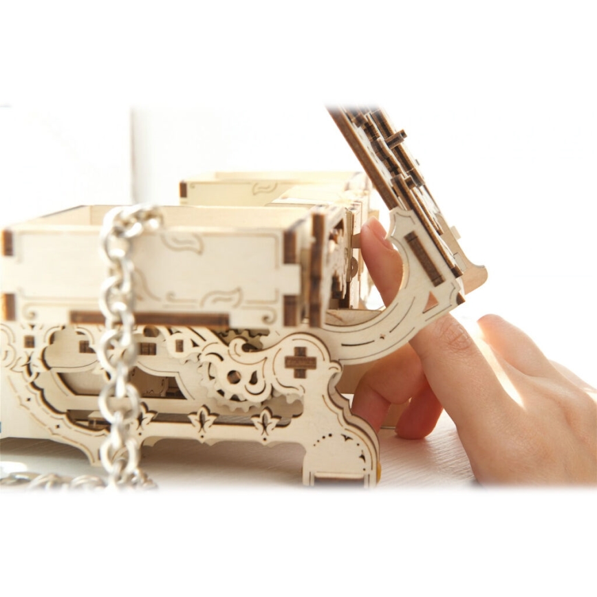 Ugears - 3D medinė mechaninė dėlionė Antikvarinė papuošalų dėžutė