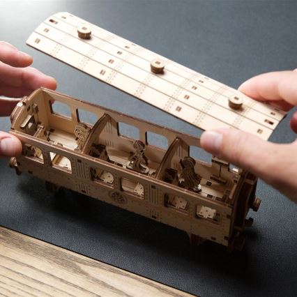 Ugears - 3D medinė mechaninė dėlionė Harry Potter Hogvartso ekspresas