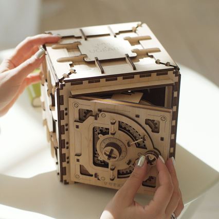 Ugears - 3D medinė mechaninė dėlionė Saugus