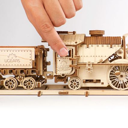 Ugears - 3D medinė mechaninė dėlionė V-Express garvežys su konkursu