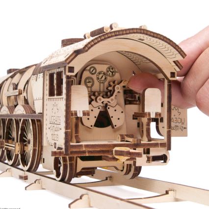 Ugears - 3D medinė mechaninė dėlionė V-Express garvežys su konkursu