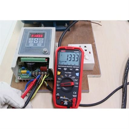 Uni-T UT161E - multimetras 4xAA