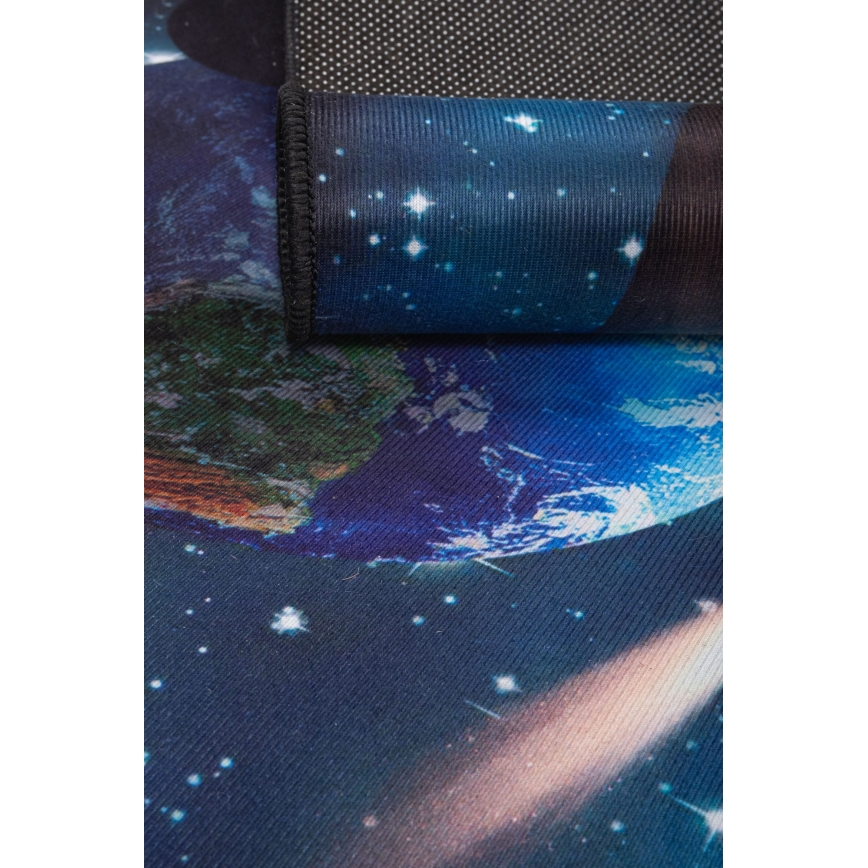 Vaikiškas neslystantis kilimas PRINT 3D 120x160 cm planetos/įvairiaspalvis