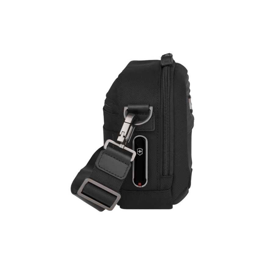 Victorinox - Krepšys per petį Mythic 2 l, juodas