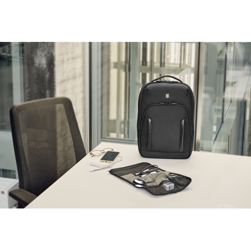 Victorinox - Nešiojamojo kompiuterio kuprinė 14" Altmont Professional Miestas 14 l juoda