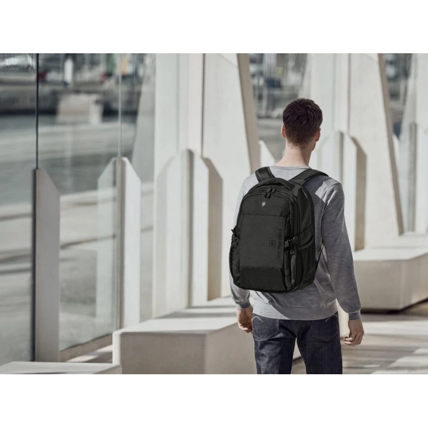 Victorinox - Nešiojamojo kompiuterio kuprinė 16" Deluxe Vx Sport EVO 32 l juoda