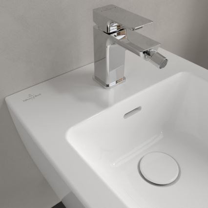 Villeroy & Boch 447000R1 - Pakabinamas bidė SUBWAY 3.0 keramika/balta