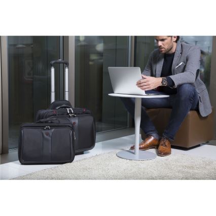 Wenger - Kelioninis lagaminas ant ratuku 25 l 17" + nešiojamojo kompiuterio krepšys 15,6" Patriot juoda