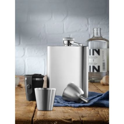 WMF - MANHATTAN 6 dalių rinkinys: kišeninė gertuvė ir šotų taurelės